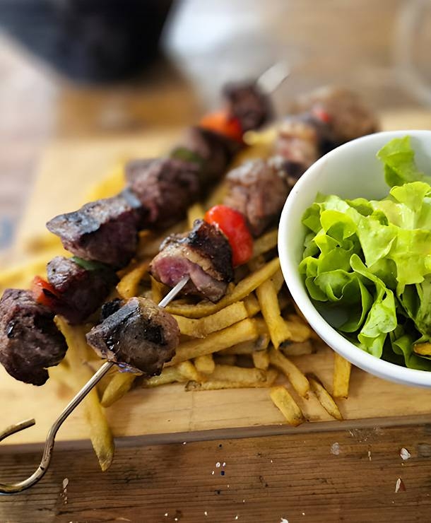 Le Restaurant - Chez Tasta - Restaurant Grau du Roi ouvert aujourd hui - Restaurant Grau du Roi port