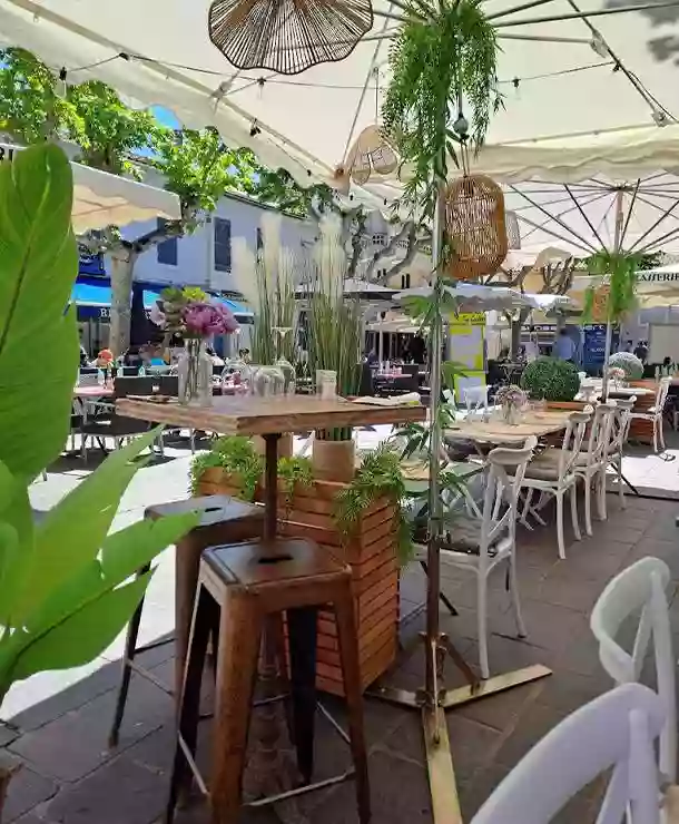 Chez Tasta - Restaurant poisson Le Grau du Roi - Restaurant Grau du Roi pas cher